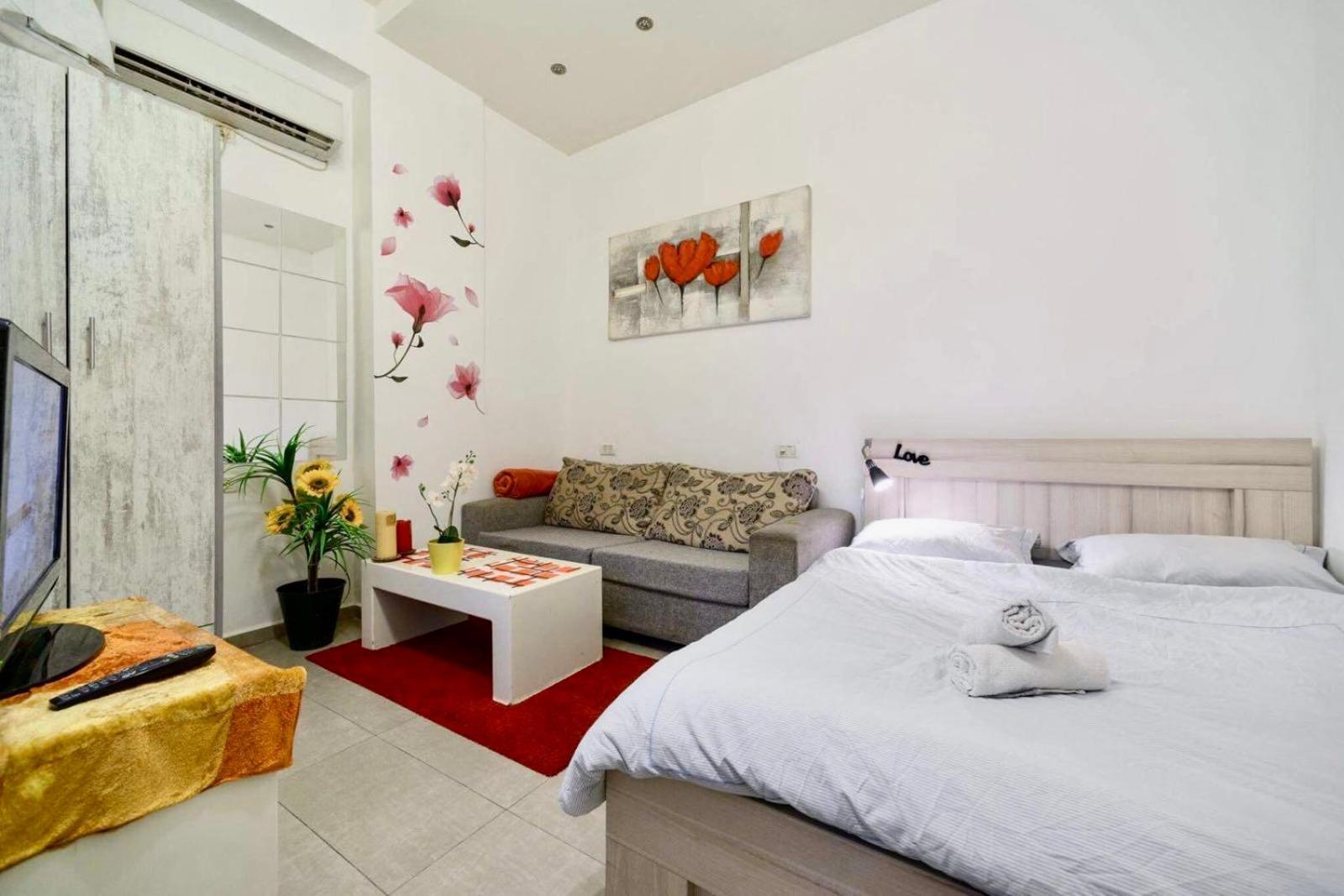 Apartment דירה רומנטית ברחוב בוגרשוב ליד הים *