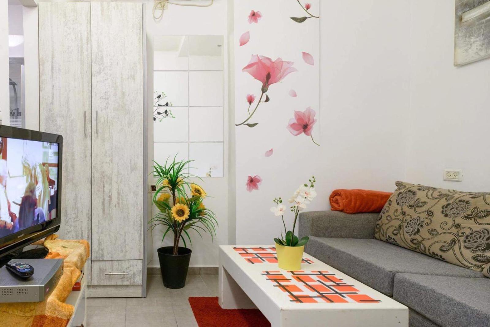 דירה רומנטית ברחוב בוגרשוב ליד הים Apartment